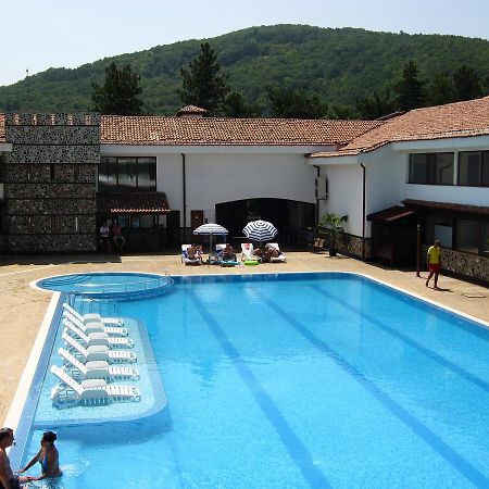 Motel Koziyat Rog Malko Tŭrnovo Exterior foto
