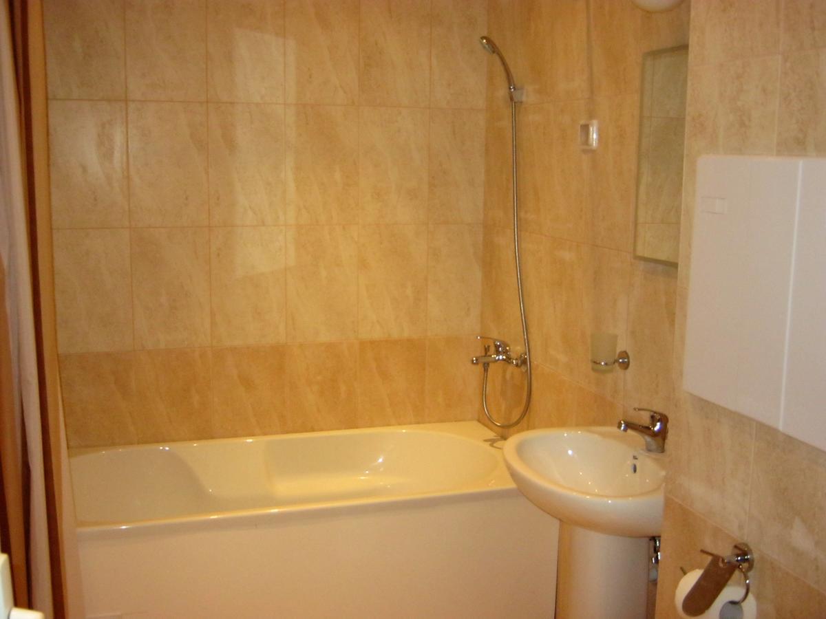 Motel Koziyat Rog Malko Tŭrnovo Exterior foto