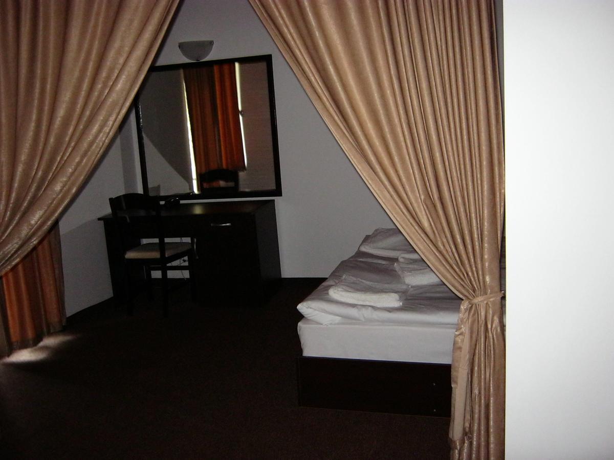 Motel Koziyat Rog Malko Tŭrnovo Exterior foto
