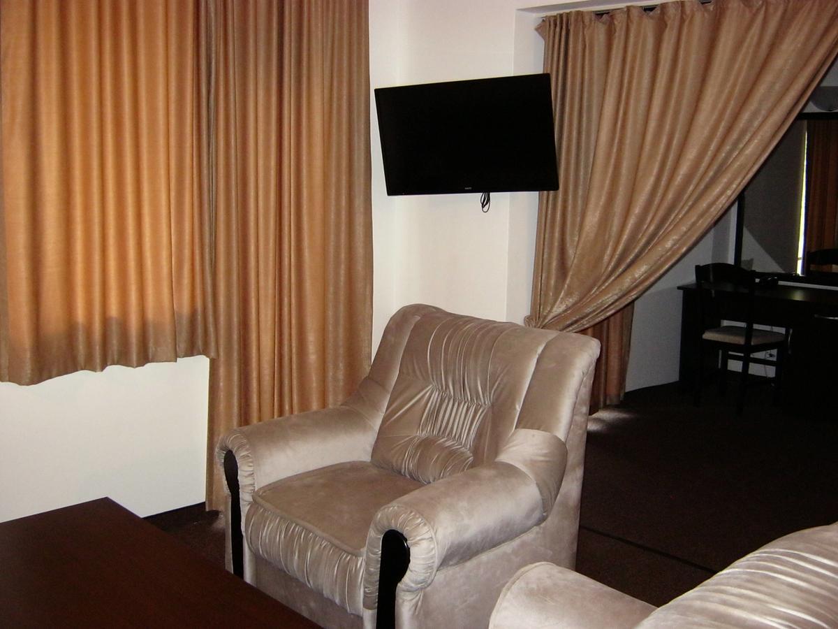 Motel Koziyat Rog Malko Tŭrnovo Exterior foto
