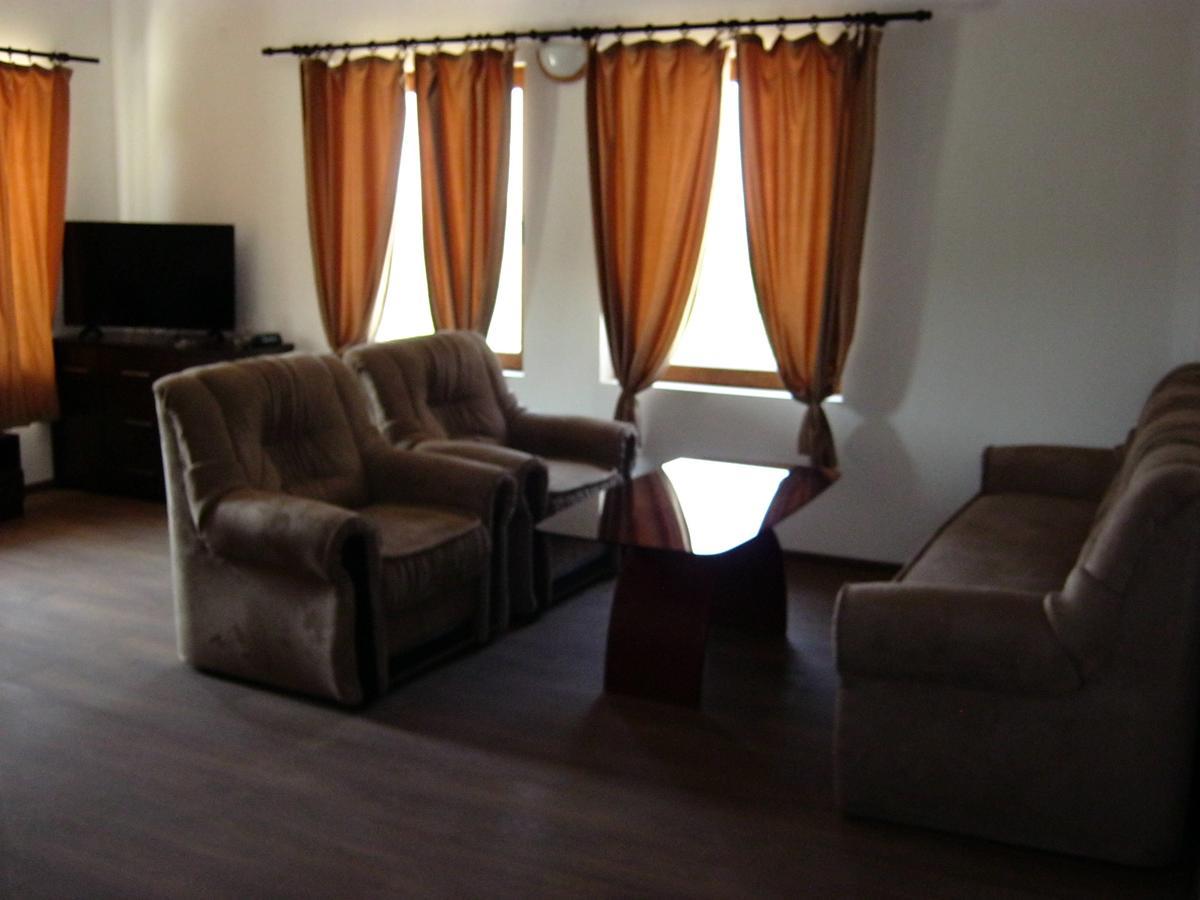 Motel Koziyat Rog Malko Tŭrnovo Exterior foto